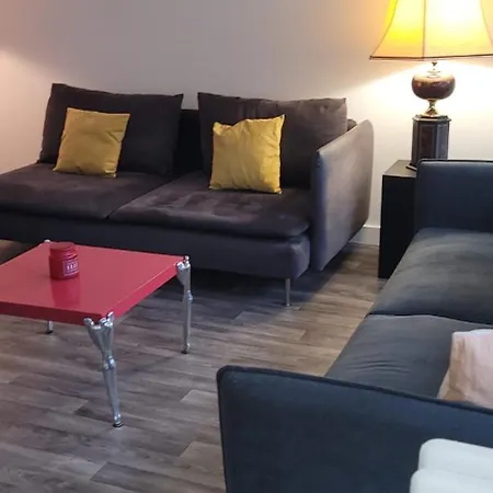3 Bedrooms 16 - Michel Ange Apartman