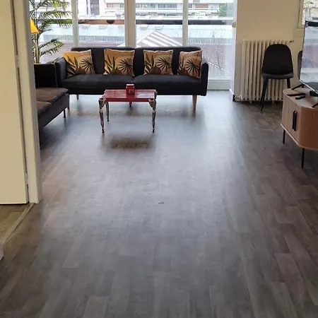 3 Bedrooms 16 - Michel Ange * Paryż