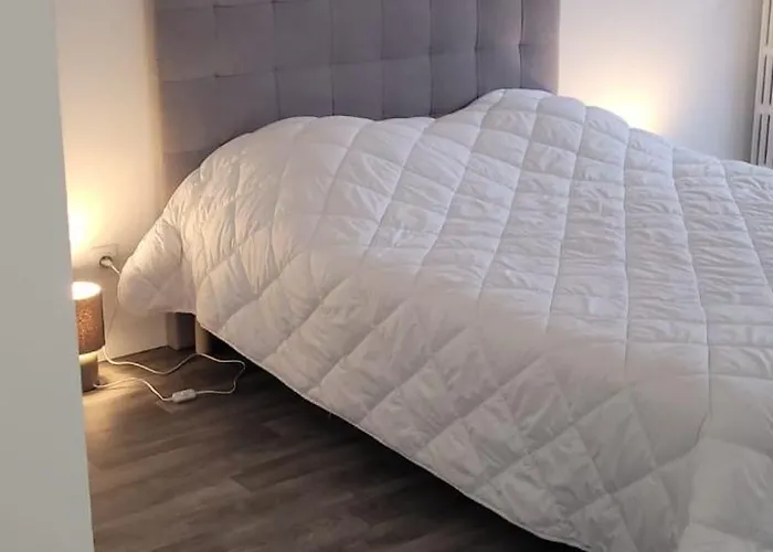 3 Bedrooms 16 - Michel Ange