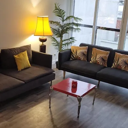 3 Bedrooms 16 - Michel Ange
